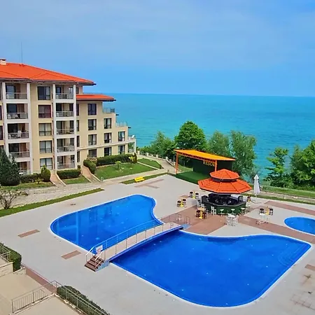 Byala Beach Resort Hotel *